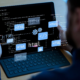 Notebook avec du code html à l'écran